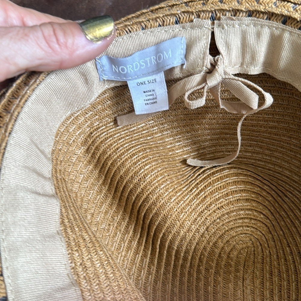 Nordstrom Straw Fedora Hat with Black Band - Picture 4 of 7